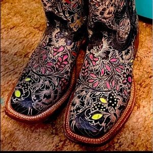 Cowgirl boots